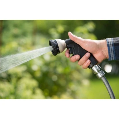 Geka Multibrause 9 S Mit Steck-Anschluss Und Trigger Metall 4 Geka Multibrause 9 S Mit Steck-Anschluss Und Trigger Metall – Bild 2